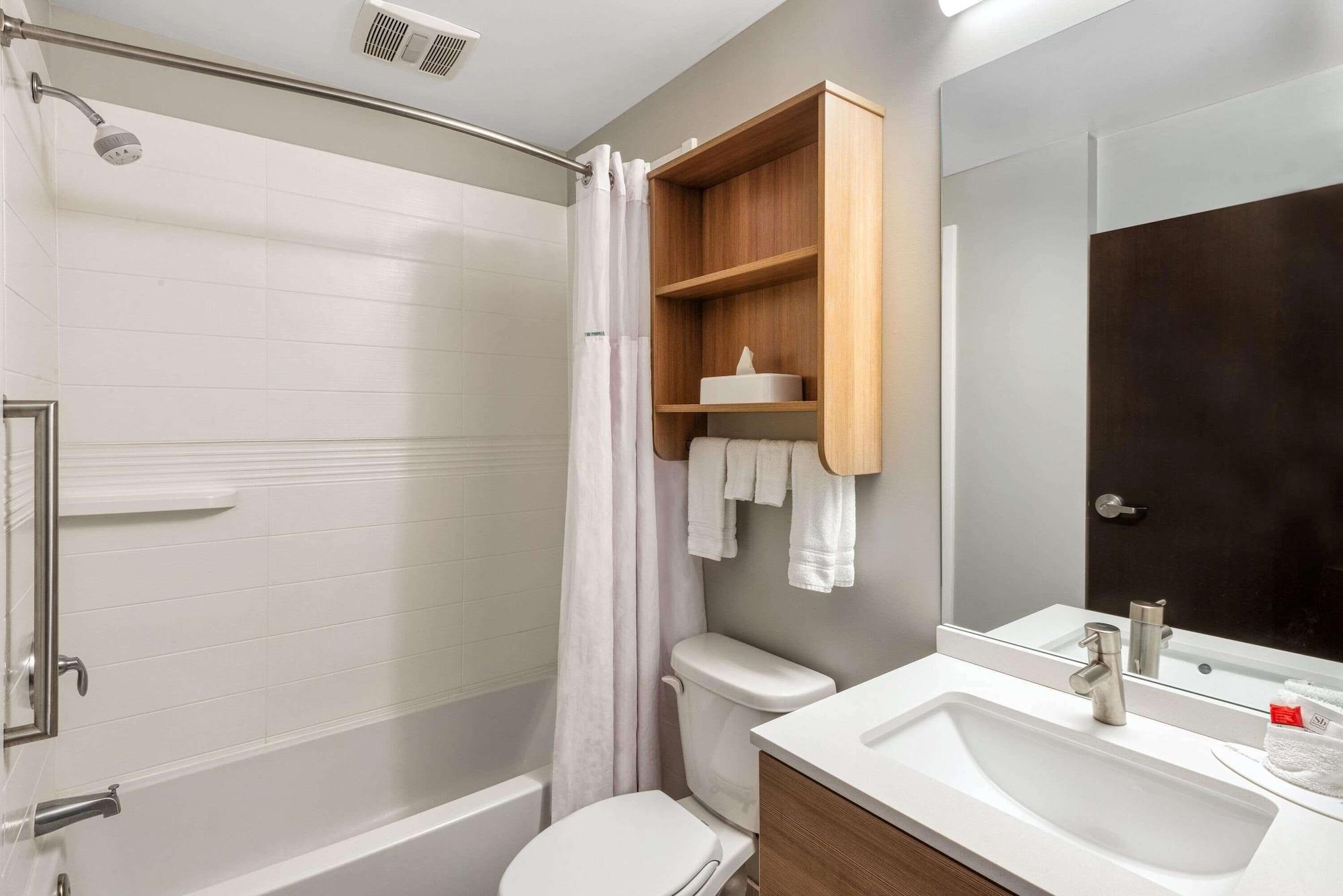 Microtel Inn & Suites By Wyndham Warsaw Eksteriør bilde