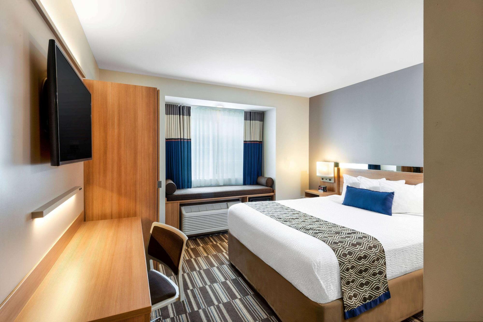 Microtel Inn & Suites By Wyndham Warsaw Eksteriør bilde