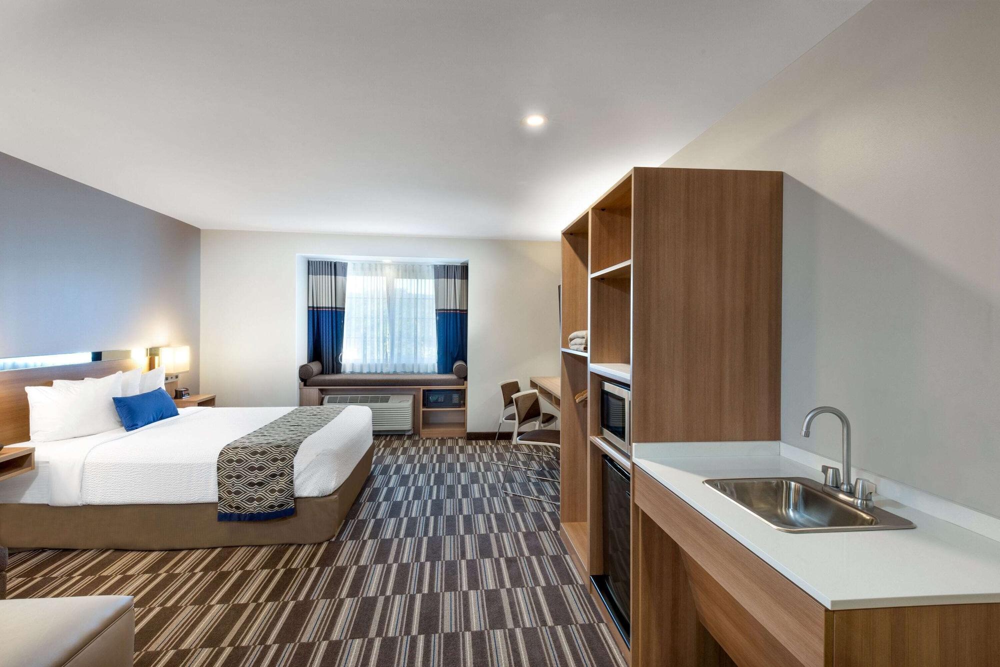 Microtel Inn & Suites By Wyndham Warsaw Eksteriør bilde