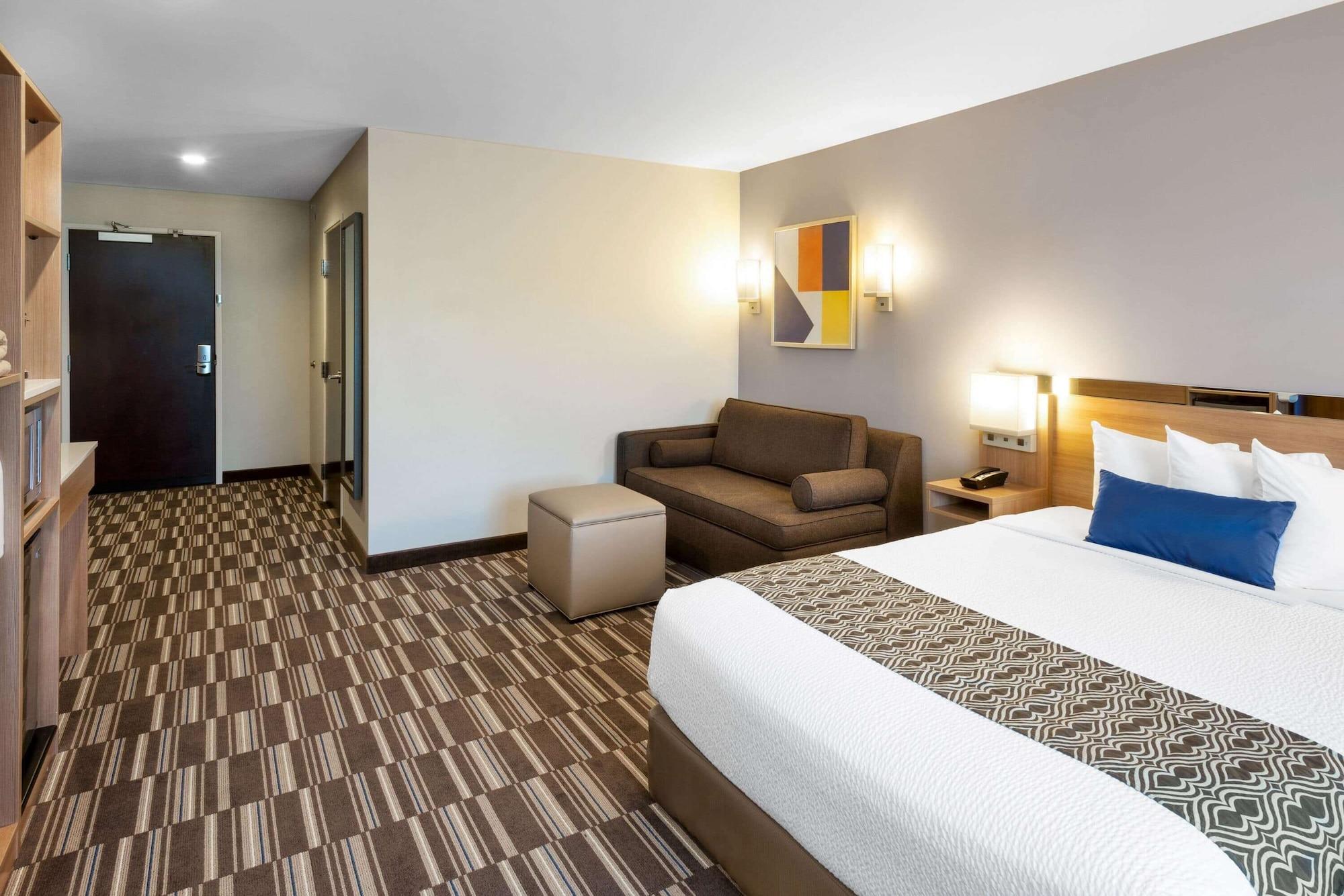 Microtel Inn & Suites By Wyndham Warsaw Eksteriør bilde